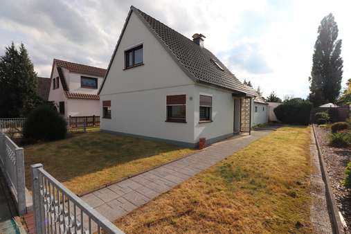 null - Einfamilienhaus in 27755 Delmenhorst mit 80m² kaufen