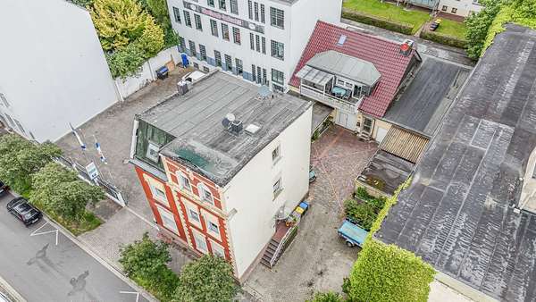 Übersicht über die gesamte Liegenschaft Übersicht über die gesamte Liegenschaft - Mehrfamilienhaus in 26382 Wilhelmshaven mit 197m² kaufen