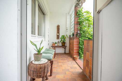 Gut geschütze Loggia Gut geschütze Loggia - Reihenmittelhaus in 26382 Wilhelmshaven mit 146m² kaufen