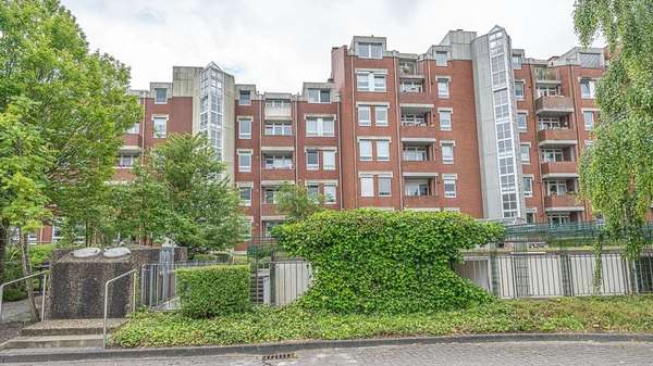 Im maritimen Umfeld lässt es sich gut leben Im maritimen Umfeld lässt es sich gut leben - Erdgeschosswohnung in 26382 Wilhelmshaven mit 84m² kaufen
