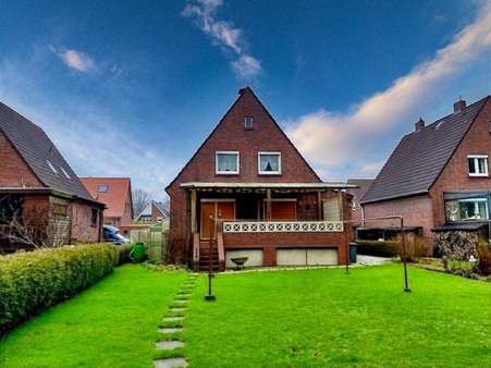 Verwandeln Sie das Grundstück Schritt für Schritt in einen Traumgarten - Einfamilienhaus in 26384 Wilhelmshaven mit 135m² kaufen