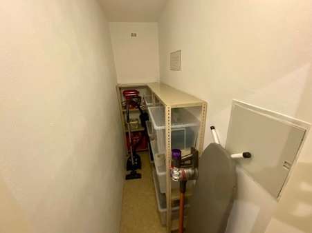 Sehr praktisch ist der kleine Abstellraum Sehr praktisch ist der kleine Abstellraum - Erdgeschosswohnung in 26388 Wilhelmshaven mit 67m² kaufen