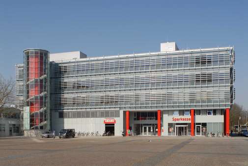 Büro in 26382 Wilhelmshaven mit 700m² günstig mieten