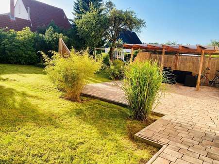Gartenidylle hinter dem Haus - Mehrfamilienhaus in 26382 Wilhelmshaven mit 291m² als Kapitalanlage kaufen