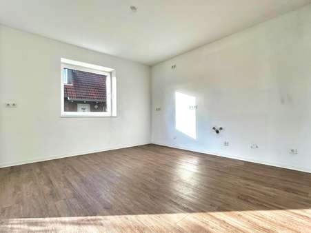 Hier ist Platz für die Küche Hier ist Platz für die Küche - Mehrfamilienhaus in 26441 Jever mit 515m² als Kapitalanlage kaufen