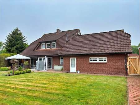 Gartenansicht - Einfamilienhaus in 26632 Ihlow mit 165m² kaufen