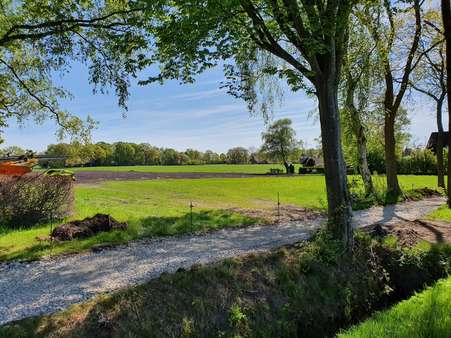 Baugrundstück Baugrundstück - Grundstück in 26629 Großefehn mit 2137m² kaufen