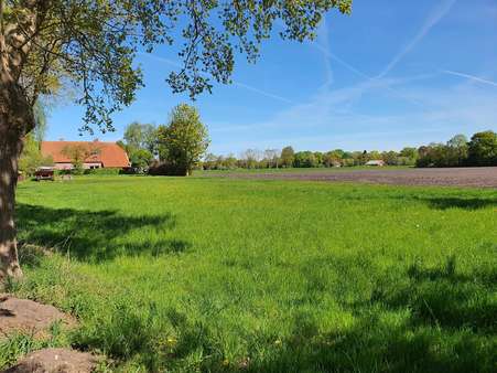 Baugrundstück Baugrundstück - Grundstück in 26629 Großefehn mit 2137m² kaufen