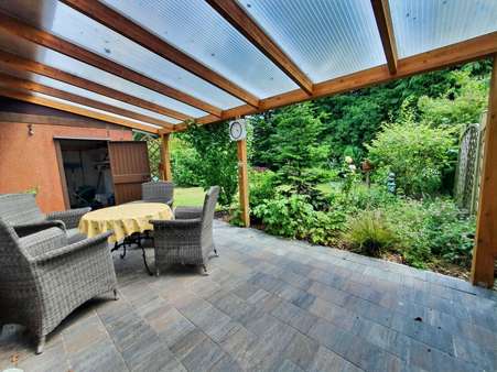 Terrasse mit Überdachung und elektr. Markise Terrasse mit Überdachung und elektr. Markise - Doppelhaushälfte in 26605 Aurich mit 91m² kaufen