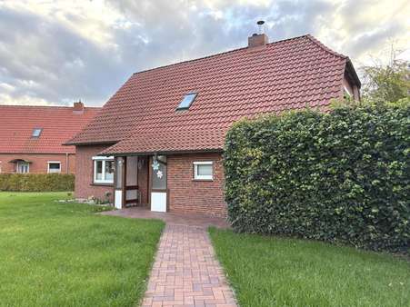 Außenansicht - Einfamilienhaus in 26624 Südbrookmerland mit 130m² kaufen