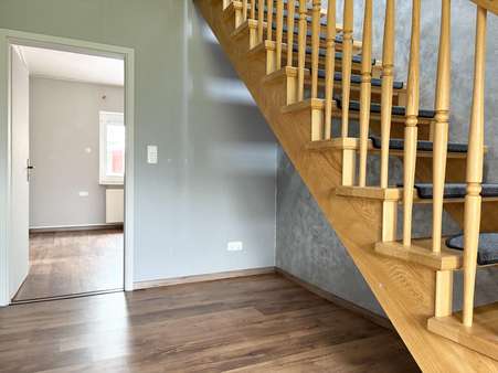 Flur (Haupteingang) - Einfamilienhaus in 26624 Südbrookmerland mit 130m² kaufen