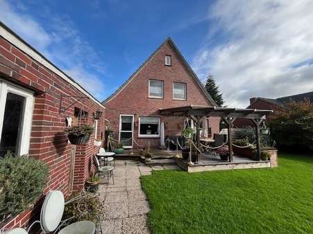 Ansicht aus dem Garten - Einfamilienhaus in 26506 Norden mit 114m² kaufen