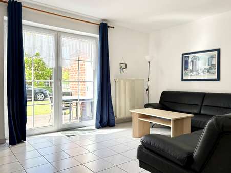 Wohn- und Esszimmer (EG) Wohn- und Esszimmer (EG) - Doppelhaushälfte in 26553 Dornum mit 71m² kaufen