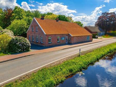 aus der Nähe - Einfamilienhaus in 26629 Großefehn mit 146m² kaufen