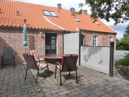 Terrasse Fewo 2 - Einfamilienhaus in 26629 Großefehn mit 146m² kaufen