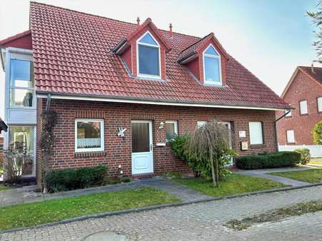 Straßenansicht - Doppelhaushälfte in 26506 Norden mit 102m² kaufen