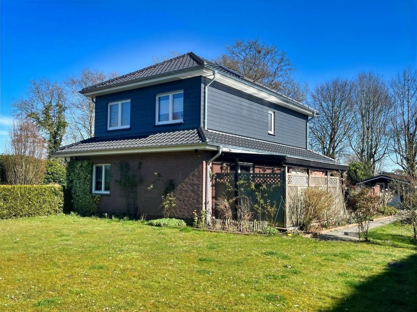 Außenansicht - Einfamilienhaus in 26607 Aurich mit 152m² kaufen