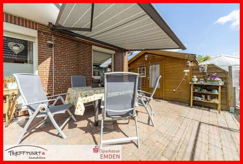Terrasse Ansicht I - Zweifamilienhaus in 26723 Emden mit 170m² kaufen