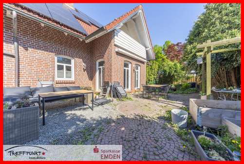 Terrasse Terrasse - Einfamilienhaus in 26725 Emden mit 205m² kaufen