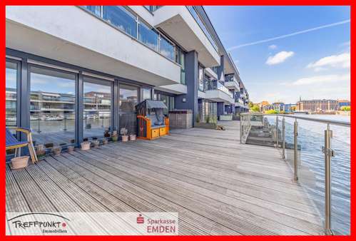 Terrasse Ansicht III - Erdgeschosswohnung in 26725 Emden mit 78m² kaufen