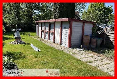 Nebengebäude im hinteren Gartenbereich - Reihenendhaus in 26721 Emden mit 82m² kaufen