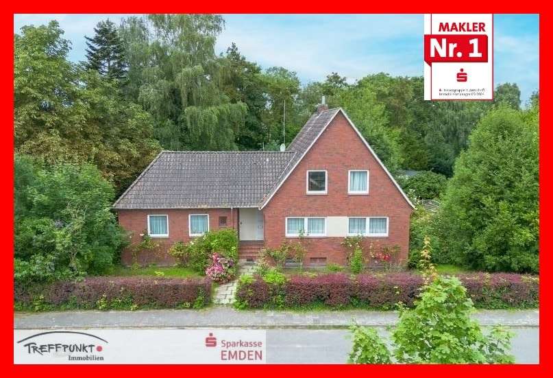 Titelbild Titelbild - Einfamilienhaus in 26725 Emden mit 170m² kaufen