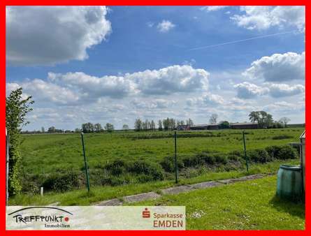 Aussicht Garten - Doppelhaushälfte in 26725 Emden mit 115m² kaufen