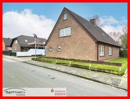 Frontansicht - Zweifamilienhaus in 26723 Emden mit 184m² als Kapitalanlage kaufen