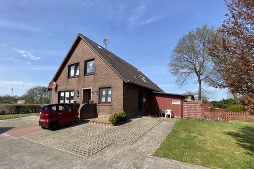 Zweifamilienhaus 13 Zweifamilienhaus 13 - Mehrfamilienhaus in 26409 Wittmund mit 330m² kaufen