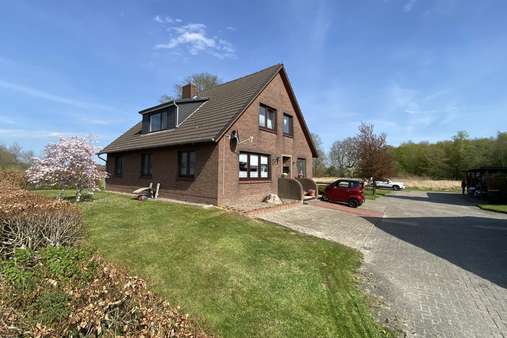 Zweifamilienhaus 13 Zweifamilienhaus 13 - Mehrfamilienhaus in 26409 Wittmund mit 330m² kaufen