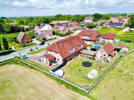 Vogelperspektive - Mehrfamilienhaus in 26789 Leer mit 280m² kaufen