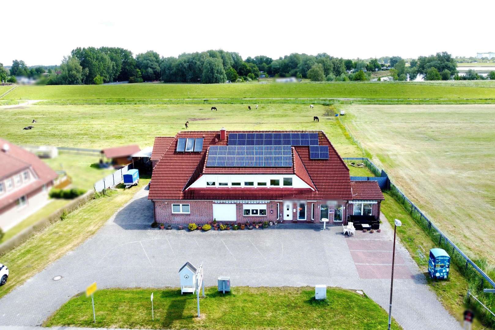Vogelperspektive - Mehrfamilienhaus in 26789 Leer mit 280m² kaufen