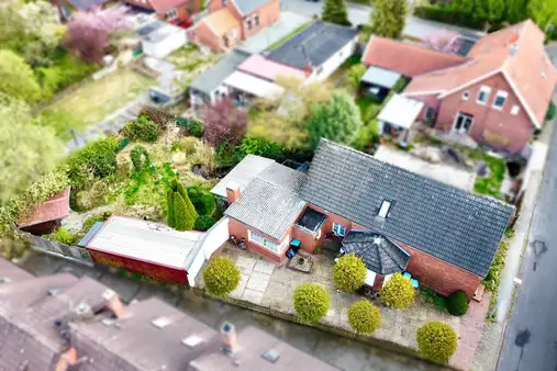 Vermietetes Zweiparteienhaus mit Einliegerwohnung im Zentrum