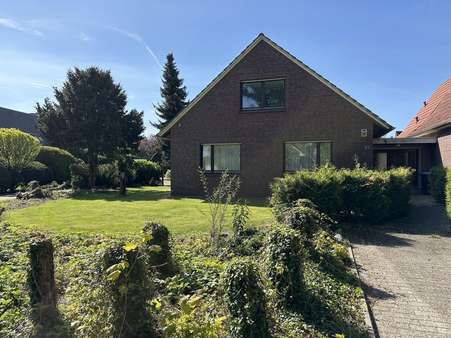 Vorderansicht - Einfamilienhaus in 26842 Ostrhauderfehn mit 129m² kaufen