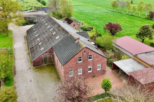 Frontansicht - Resthof in 26831 Bunde mit 150m² kaufen