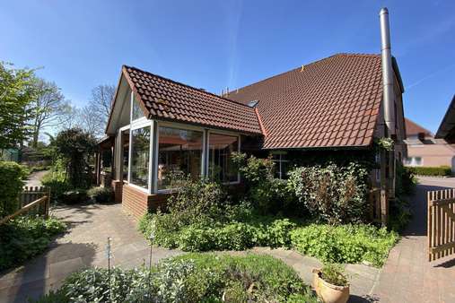 Garten/Terrasse - Zweifamilienhaus in 26409 Wittmund mit 286m² kaufen
