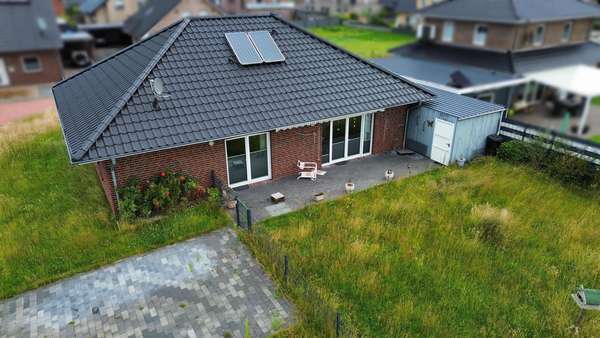 Vogelperspektive - Bungalow in 26802 Moormerland mit 113m² kaufen