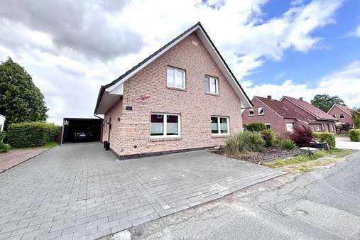 Frontansicht - Einfamilienhaus in 26789 Leer mit 148m² kaufen
