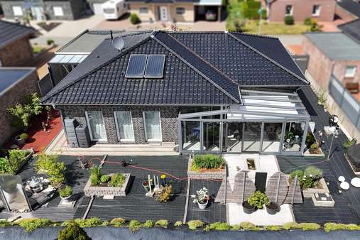 Rückansicht - Einfamilienhaus in 26826 Weener mit 110m² kaufen