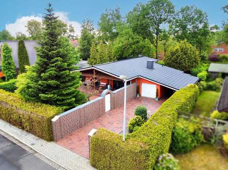 Vogelperspektive - Bungalow in 26810 Westoverledingen mit 107m² kaufen