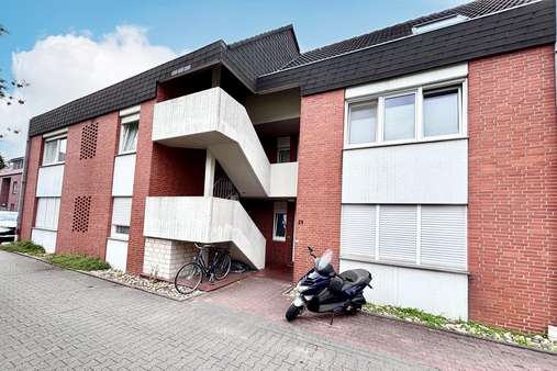 Hofansicht Hofansicht - Mehrfamilienhaus in 26871 Papenburg mit 850m² kaufen