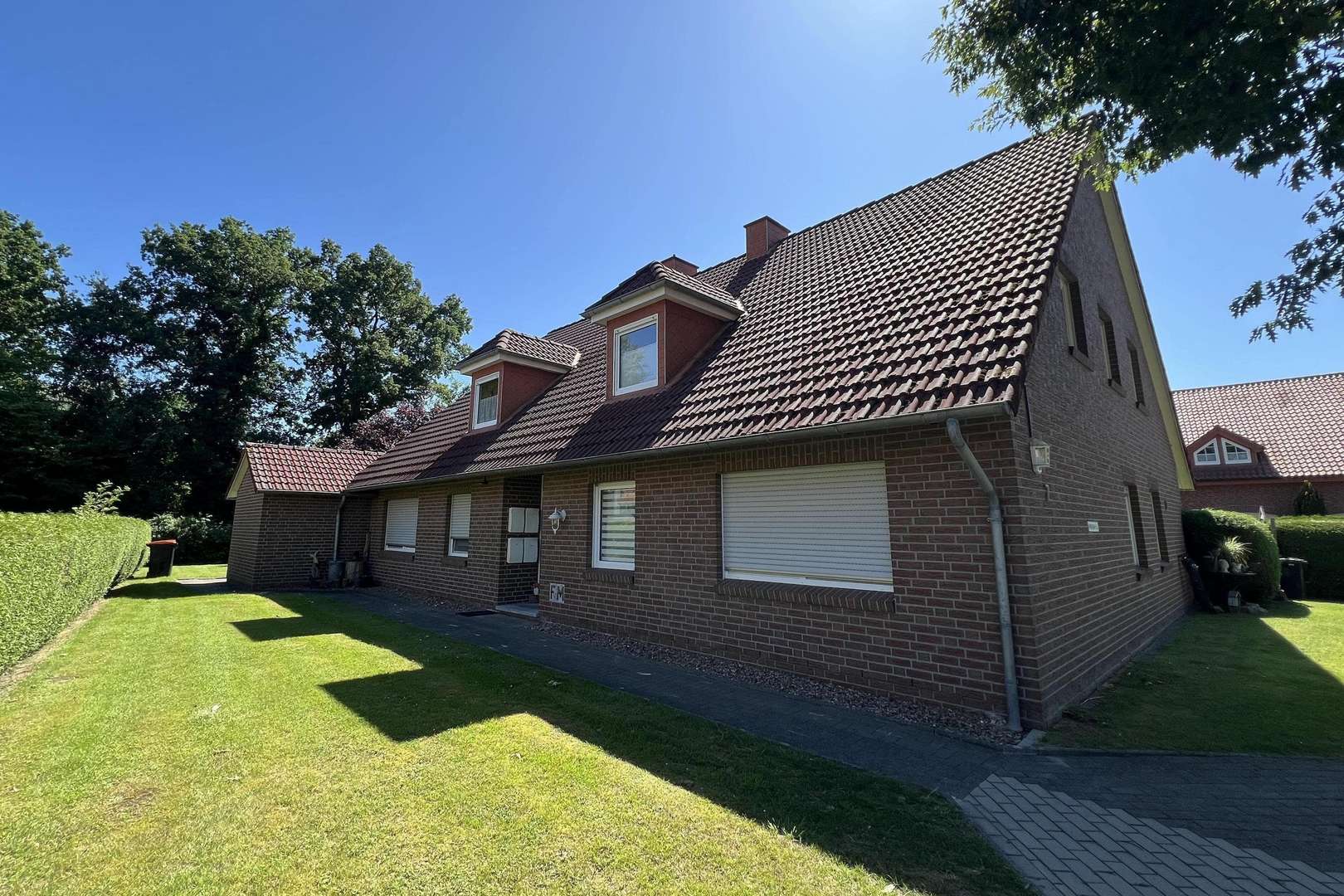 Außenansicht - Dachgeschosswohnung in 26446 Friedeburg mit 63m² kaufen