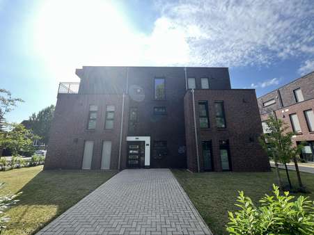 Außenansicht Außenansicht - Etagenwohnung in 26384 Wilhelmshaven mit 77m² kaufen