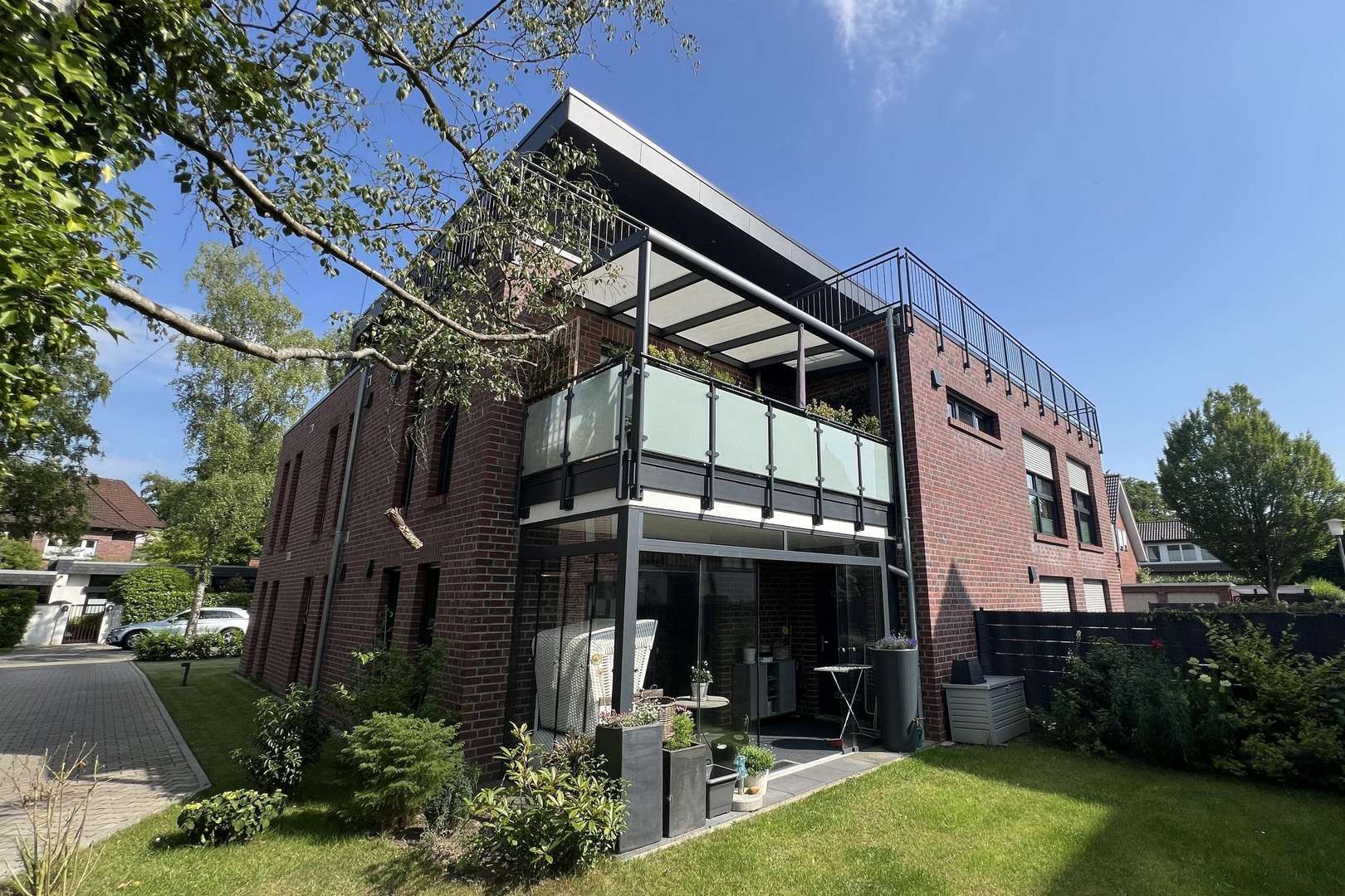 Außenansicht Außenansicht - Etagenwohnung in 26384 Wilhelmshaven mit 77m² kaufen