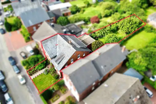 Historisches Flair mit großzügigem Wohnen und Gartenidylle