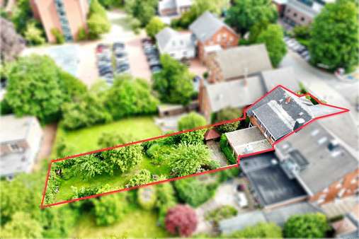 Vogelperspektive Vogelperspektive - Doppelhaushälfte in 26789 Leer mit 240m² kaufen