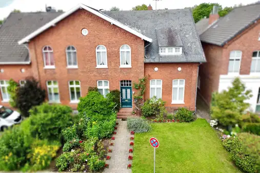 Historisches Flair mit großzügigem Wohnen und Gartenidylle