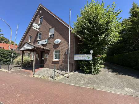 Vorderansicht - Pension in 26802 Moormerland mit 393m² kaufen