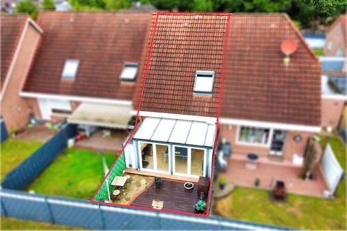 Vogelperspektive Vogelperspektive - Reihenmittelhaus in 26810 Westoverledingen mit 62m² kaufen