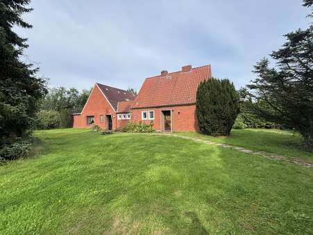 Zweifamilienhaus in 26452 Sande mit 190m² kaufen